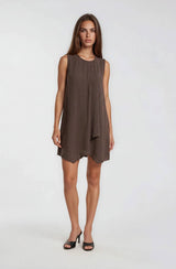 Gilli Round Neck Sleeveless Pleat Detail Shift Mini Dress Chocolate