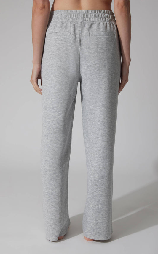 Relaxed Wide-Leg Pants