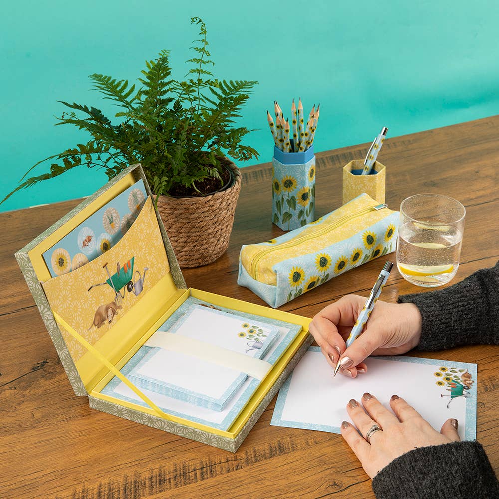 The Gifted Stationery Company - Writing Set - In the Garden The Gifted Stationery Company