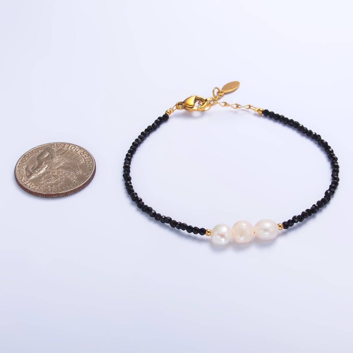Shell Pearl & Onyx Gemstone Bracelet – Gold