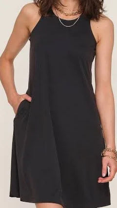 Vanna Dress Heartloom