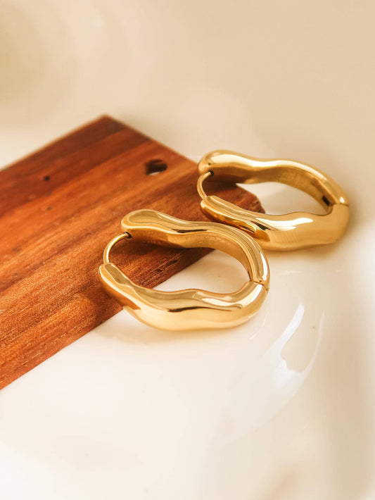 Womens 18K Gold Non-Tarnish Oval Hoop Earring