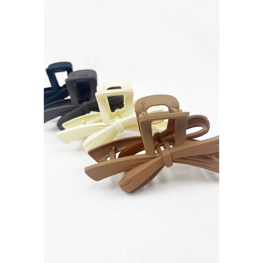 Love and Repeat - Knotted Bow Hair Clip Claw Love and Repeat