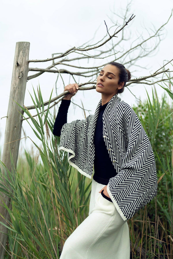 Profile NYC - KNIT SHAWL Profile NYC