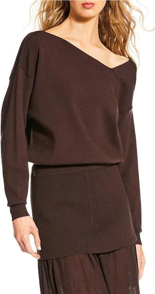 Women's Favorite Sweater Line & Dot